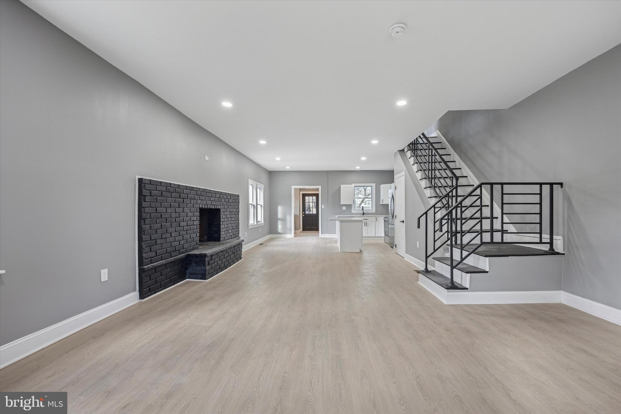 CHELTENHAM - Residential