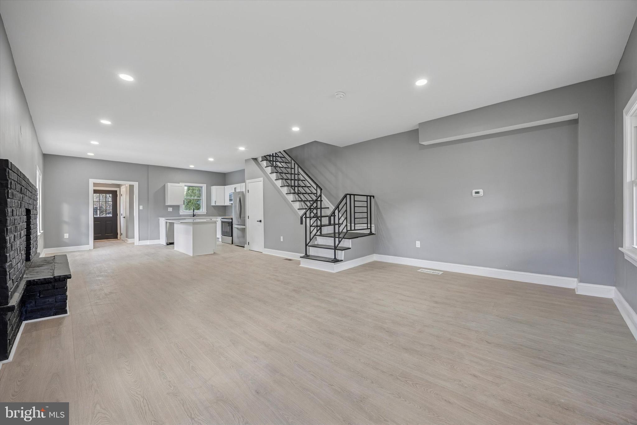 CHELTENHAM - Residential