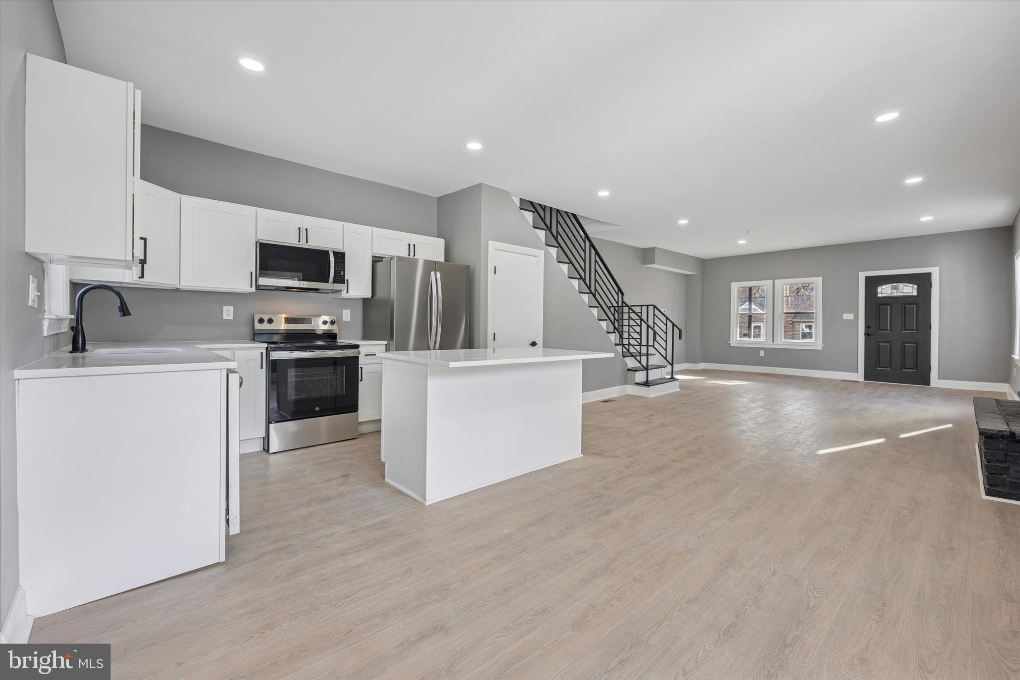 CHELTENHAM - Residential