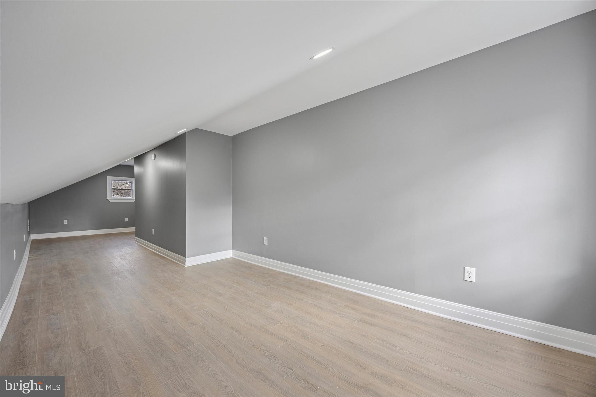 CHELTENHAM - Residential