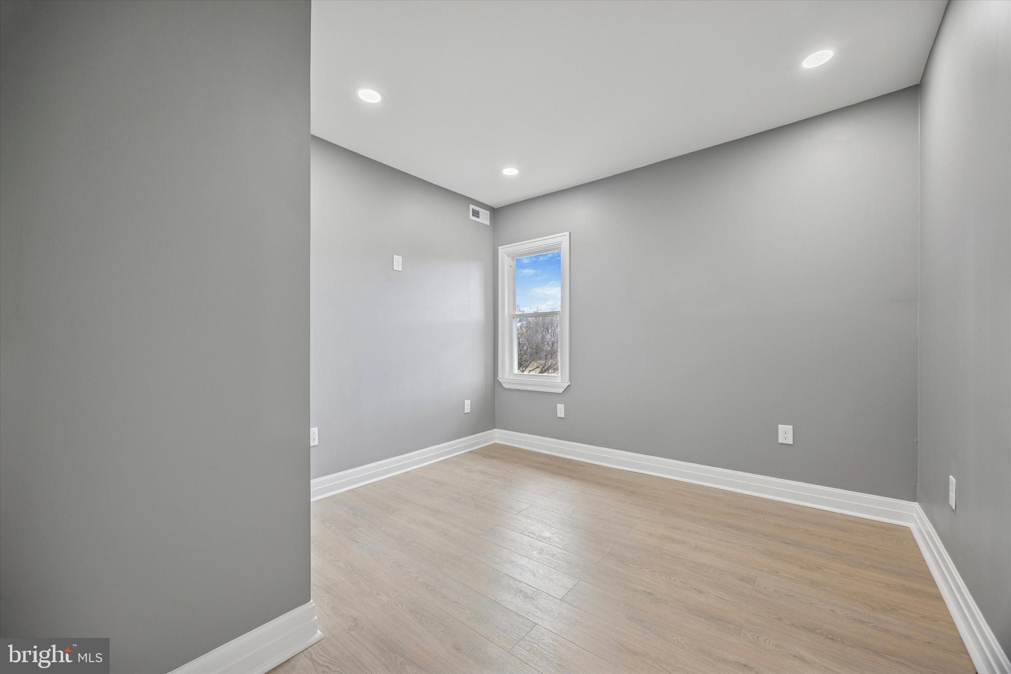 CHELTENHAM - Residential