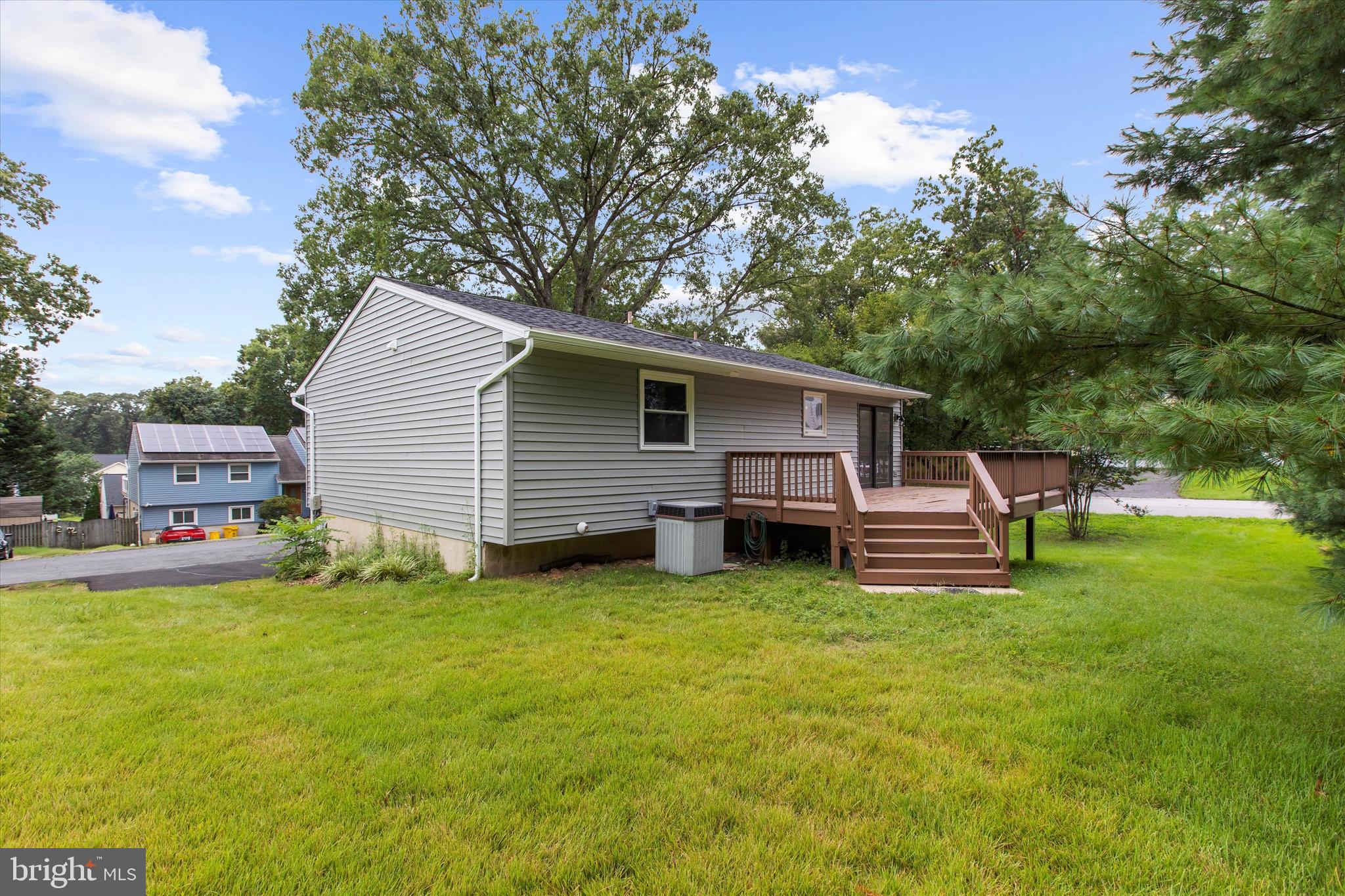 SABRINA PARK - Residential