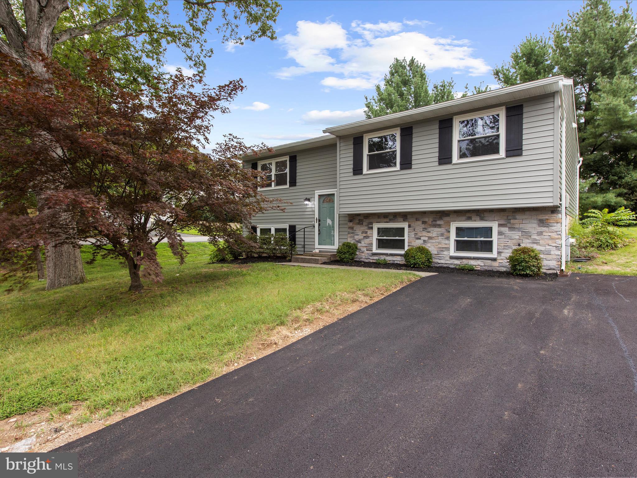 130 CLARENCE AVENUE