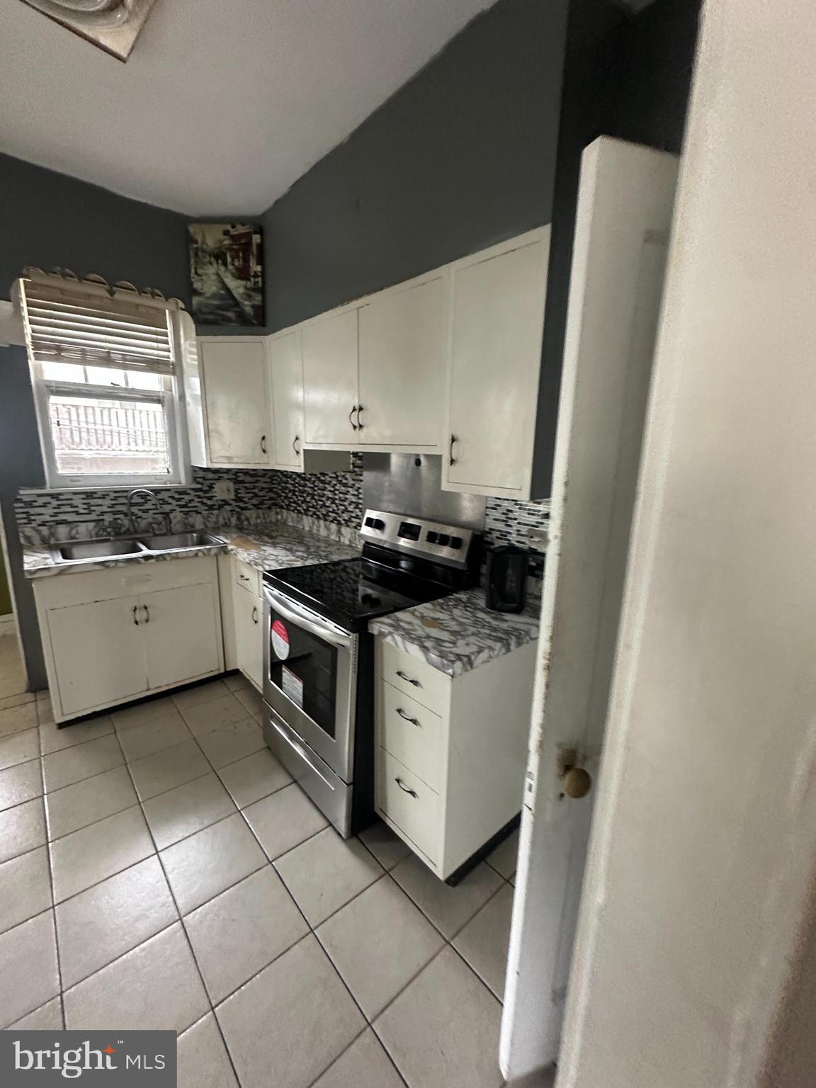 LANSDOWNE - Residential