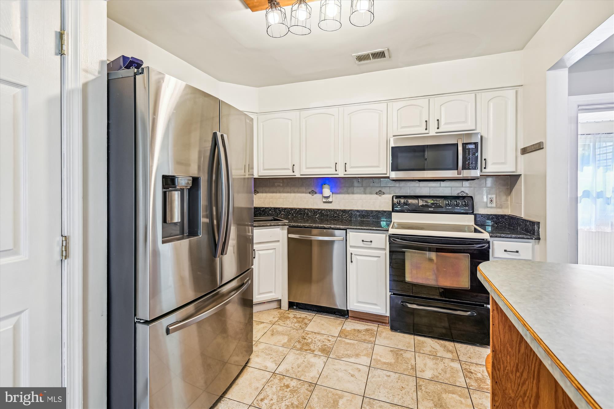 MAGOTHY ESTATES - Residential