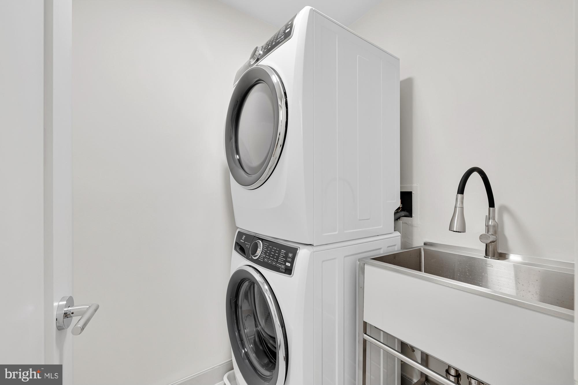 FRIENDSHIP HEIGHTS - Residential