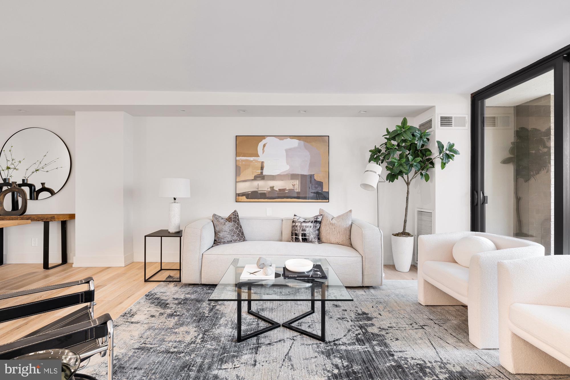 FRIENDSHIP HEIGHTS - Residential