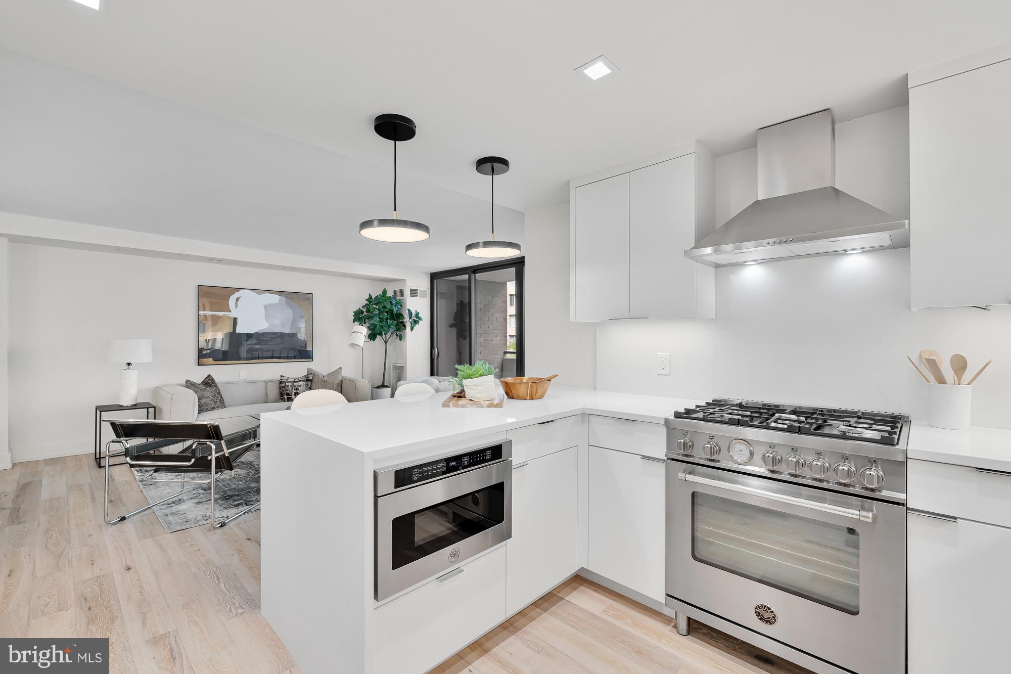 FRIENDSHIP HEIGHTS - Residential