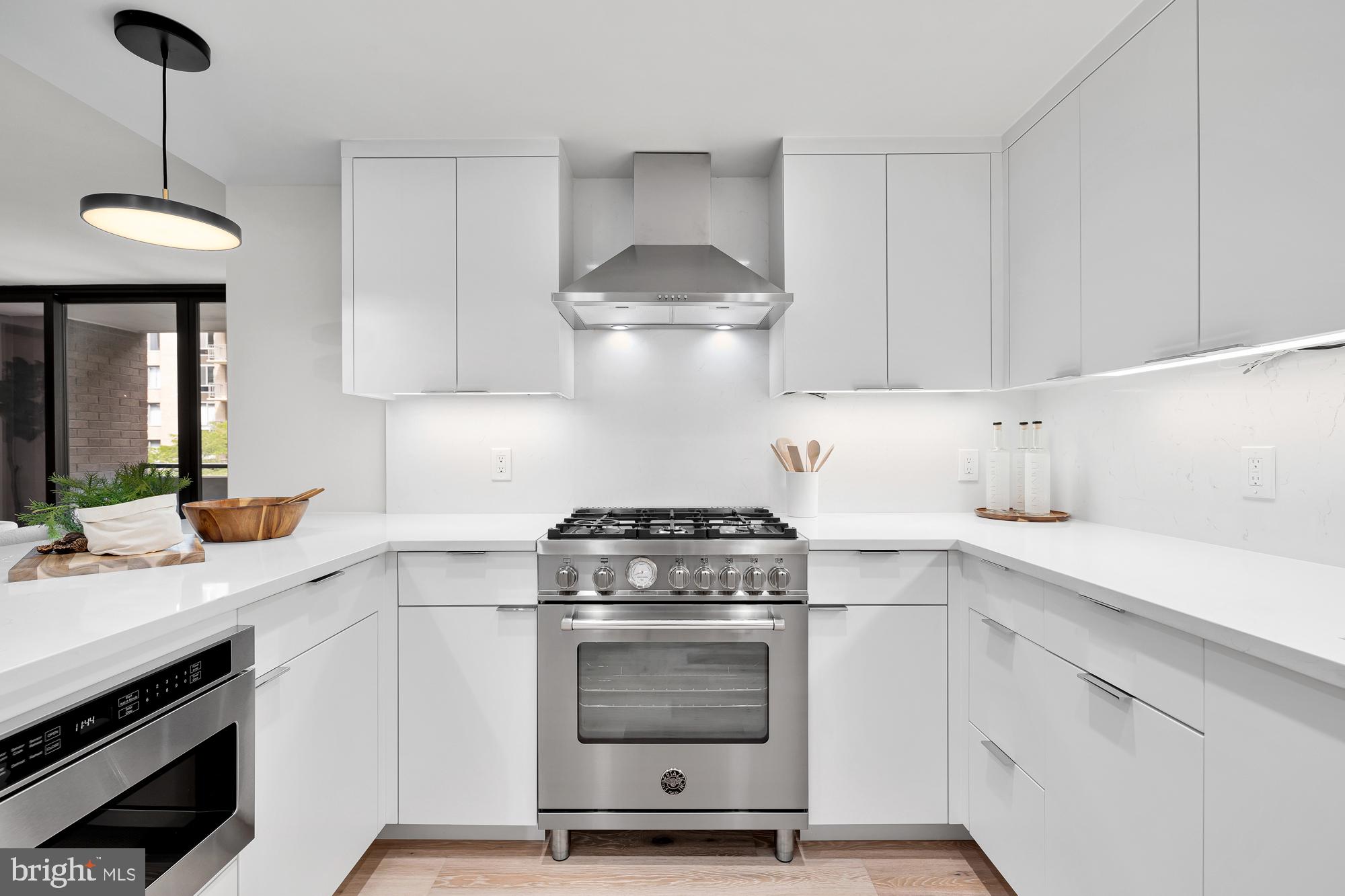 FRIENDSHIP HEIGHTS - Residential