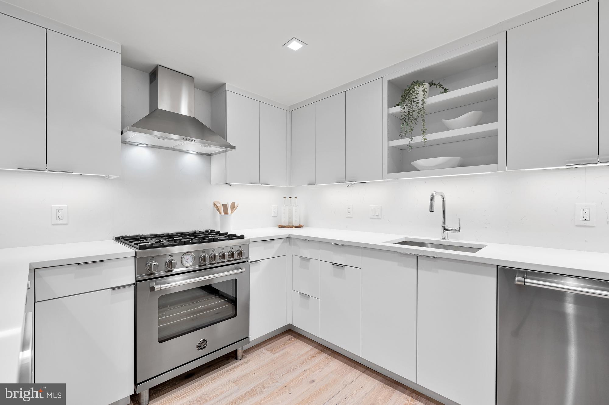 FRIENDSHIP HEIGHTS - Residential