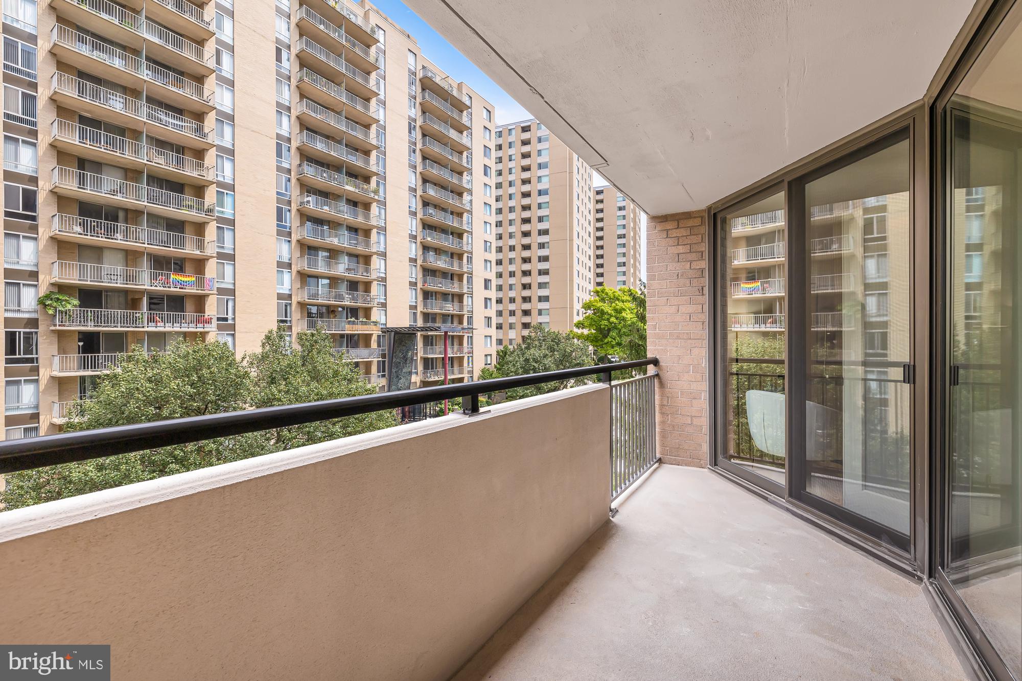 FRIENDSHIP HEIGHTS - Residential