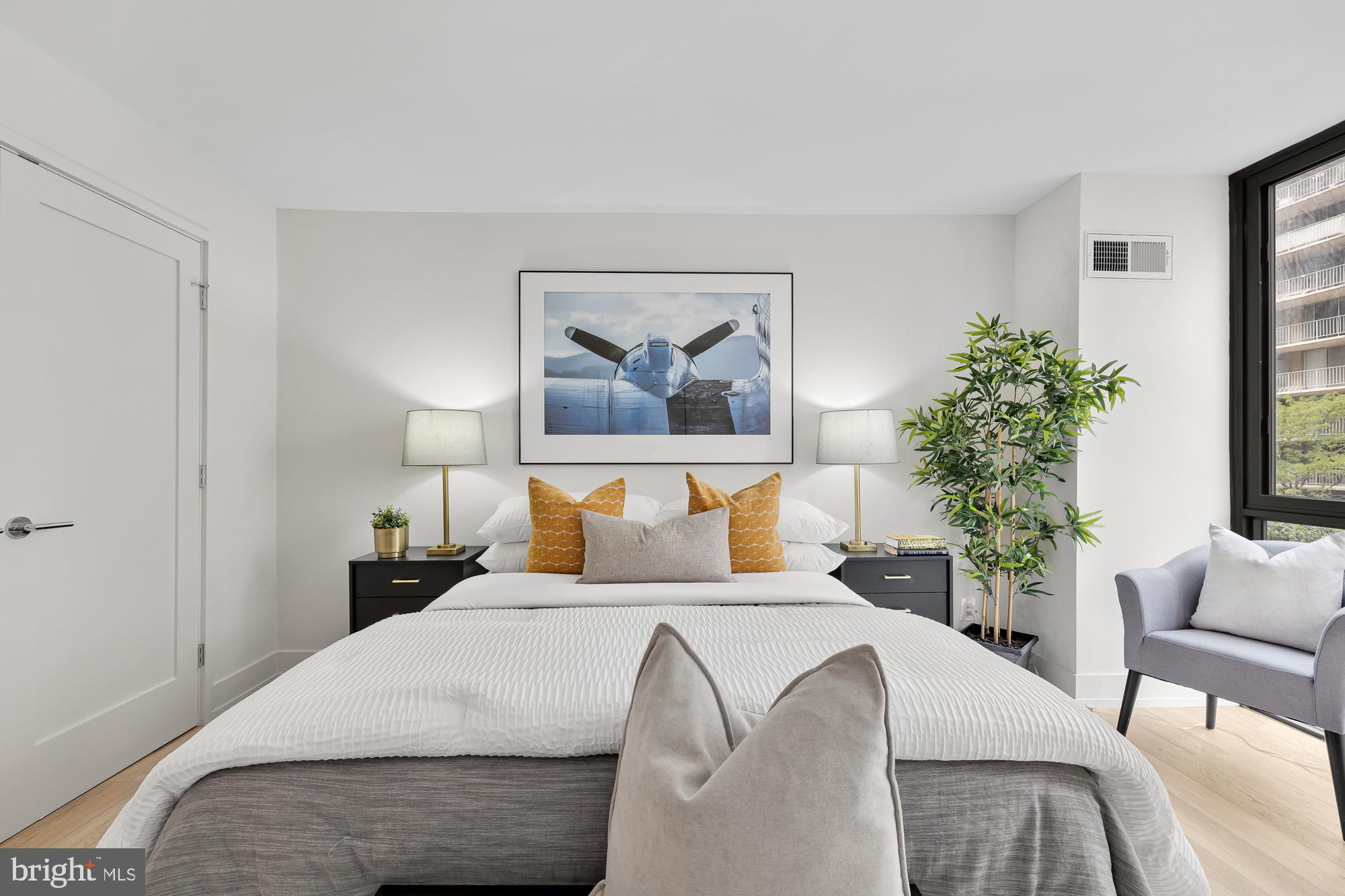 FRIENDSHIP HEIGHTS - Residential