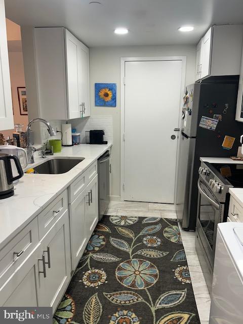 ATRIUM CONDO - Residential Lease