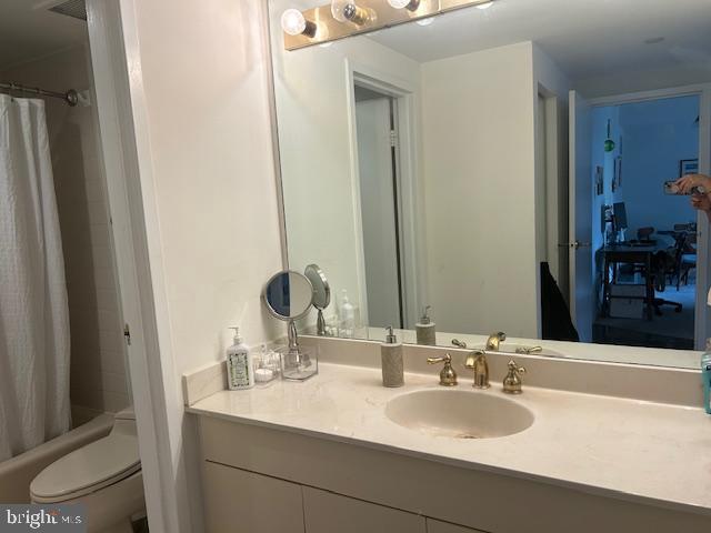 ATRIUM CONDO - Residential Lease