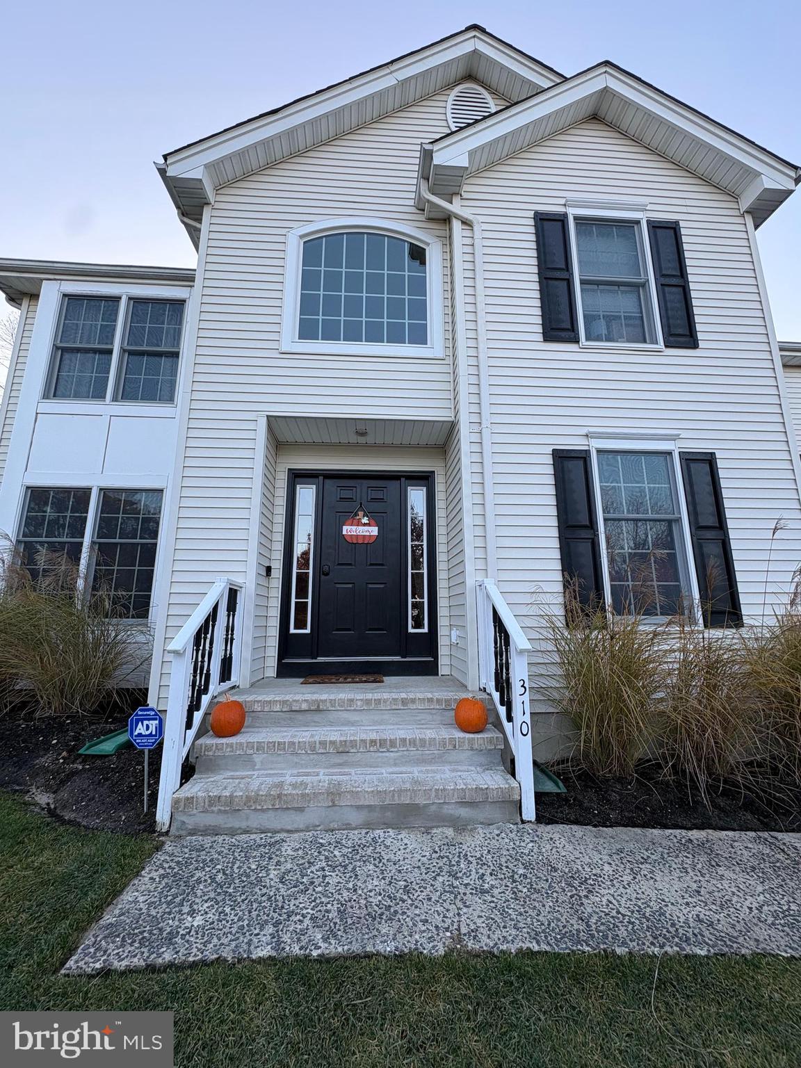 310 WINDING OAK TRAIL