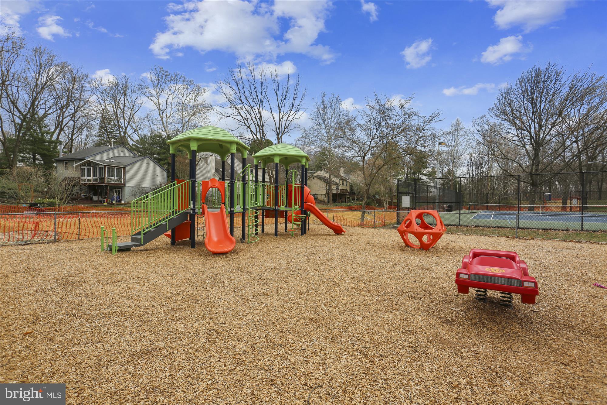 ORCHARD PLACE - Residential