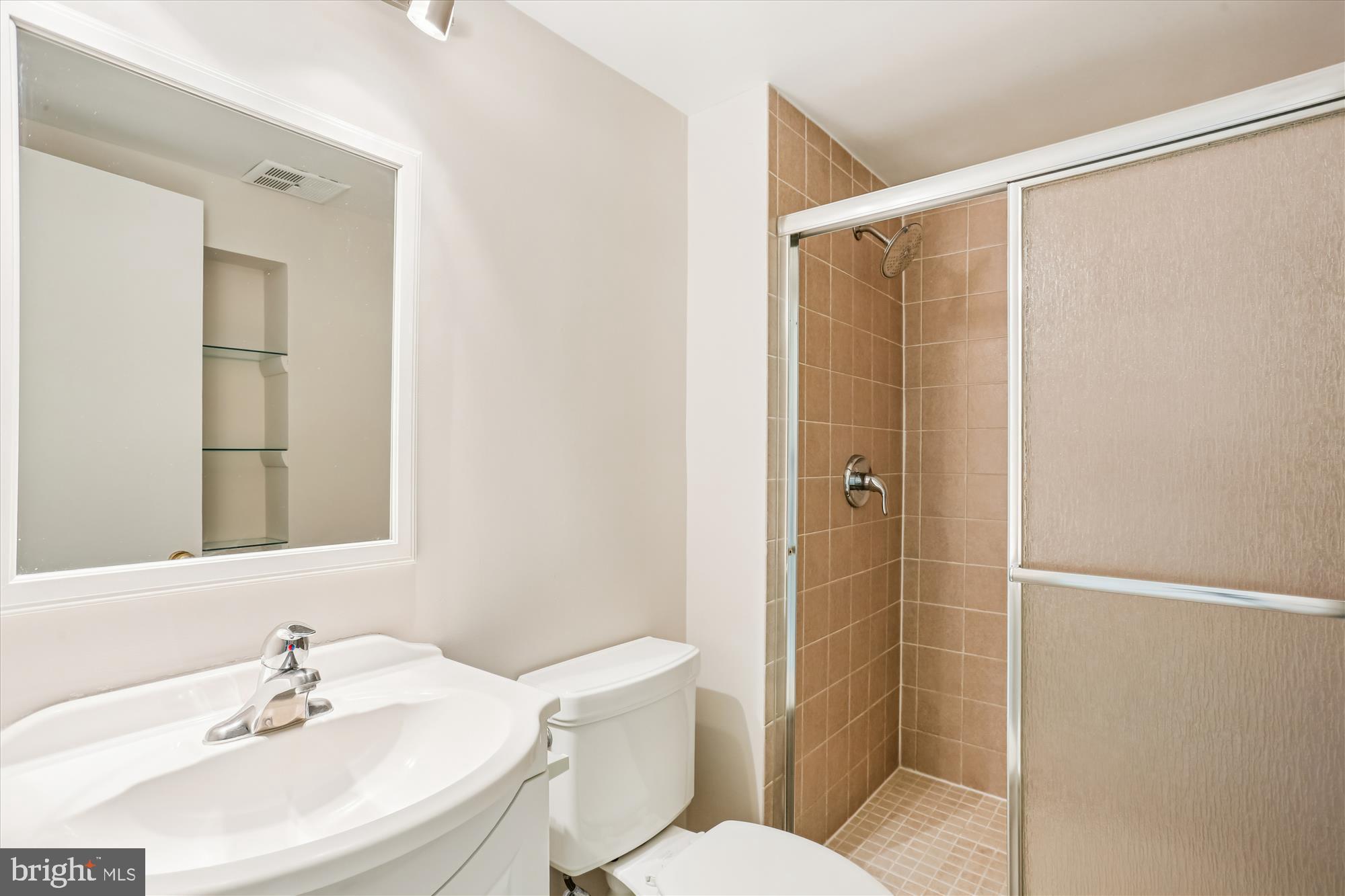 ORCHARD PLACE - Residential