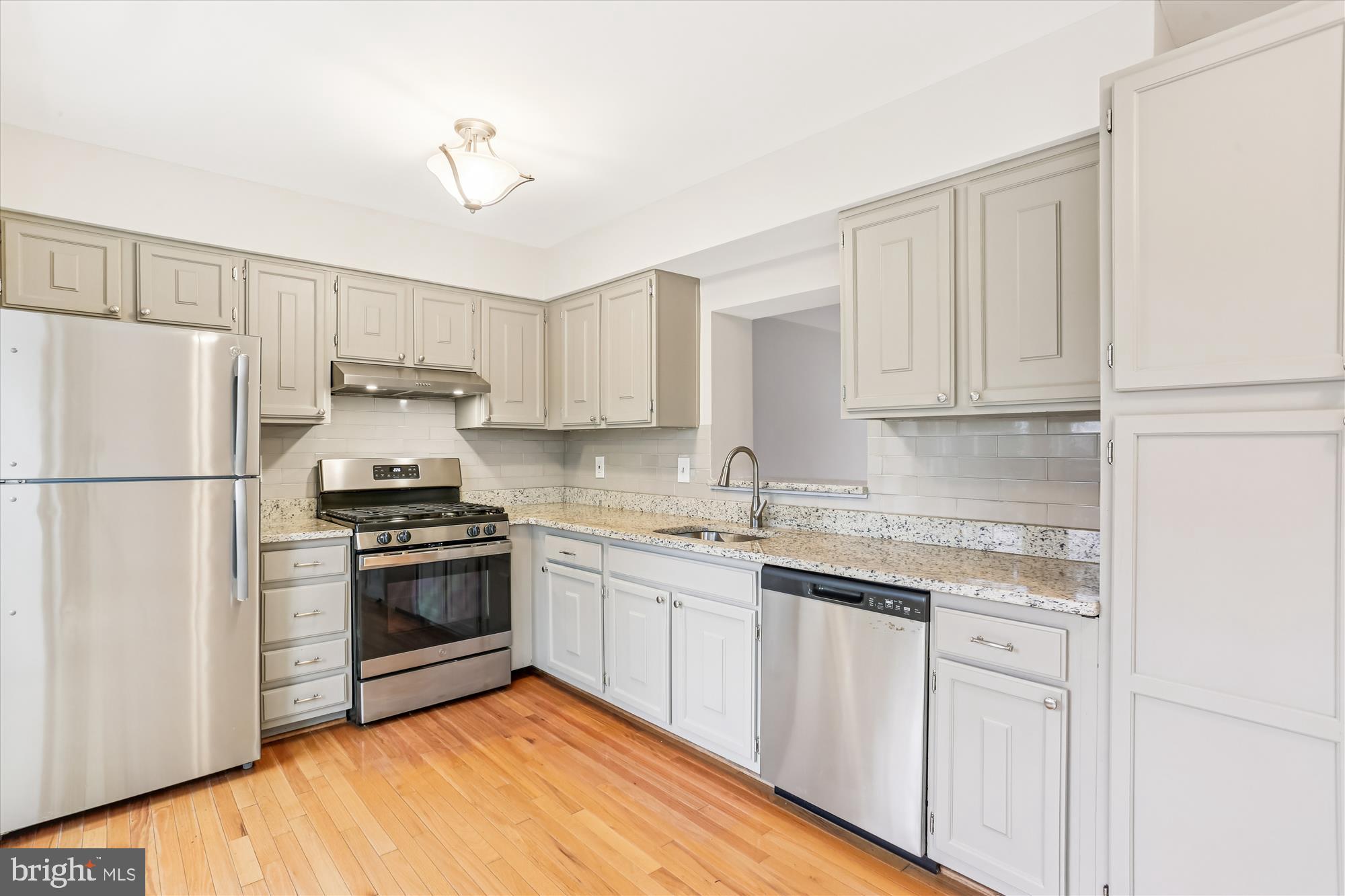 ORCHARD PLACE - Residential