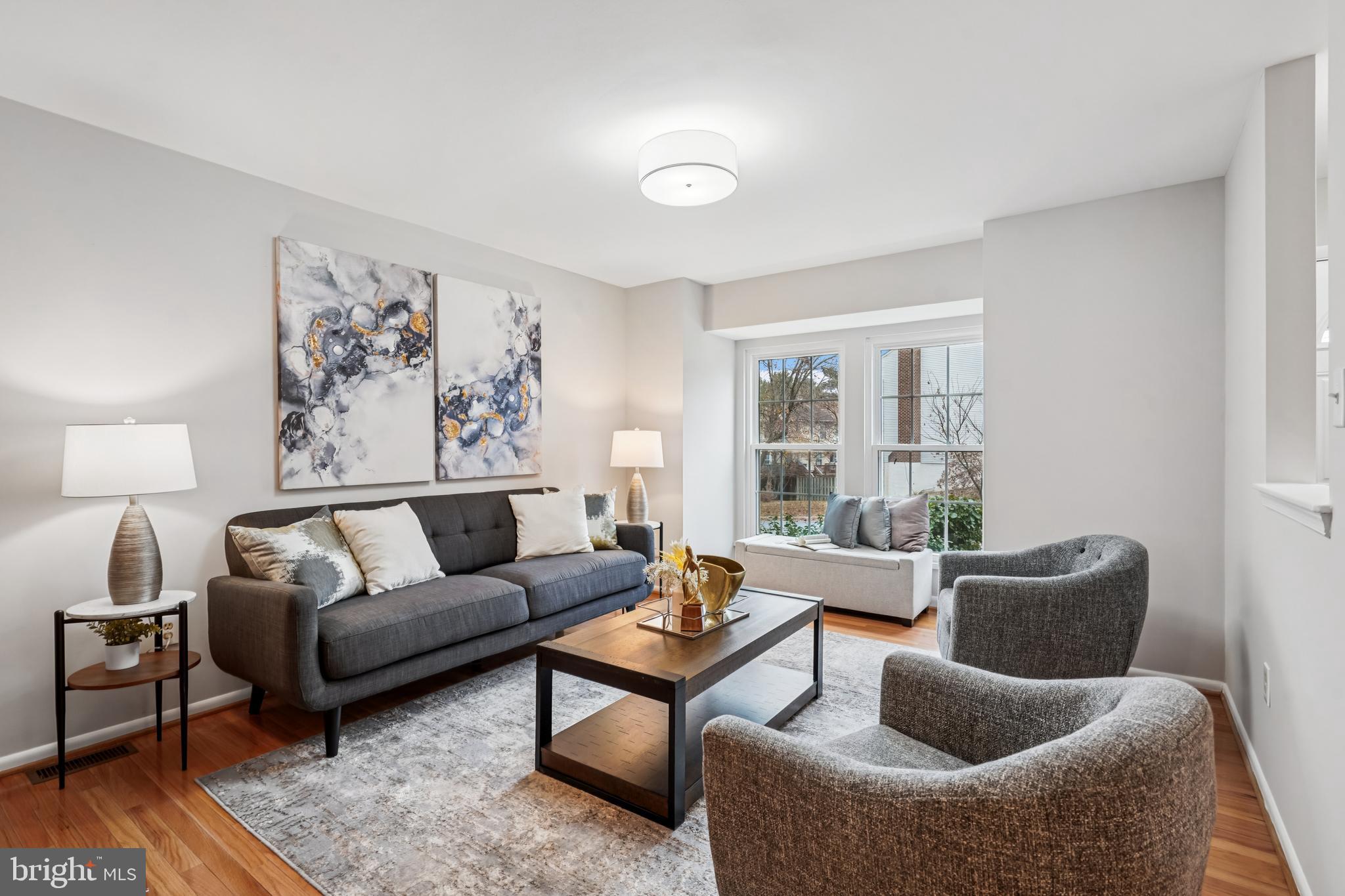 12 SEBASTIANI BOULEVARD