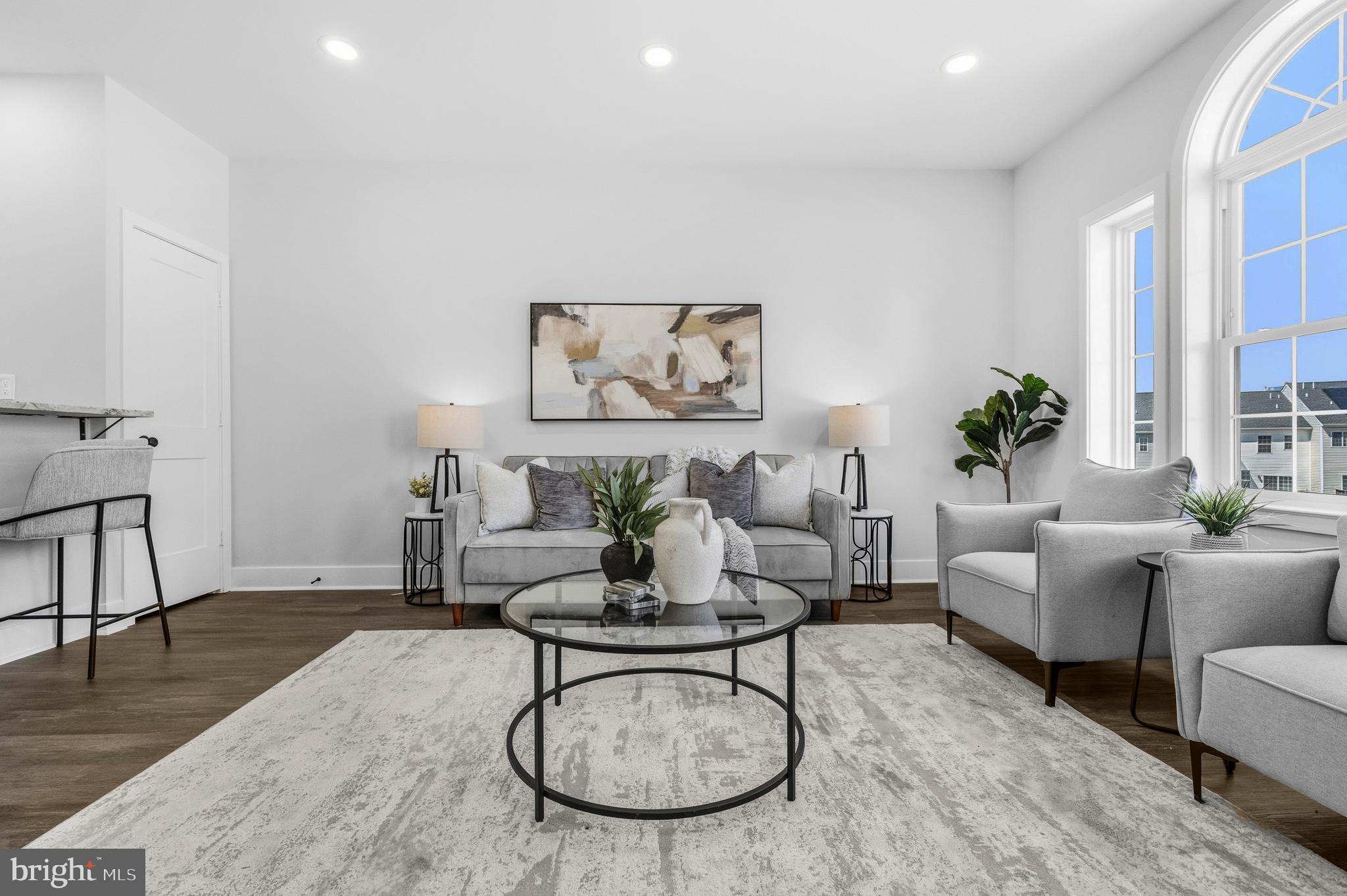 COLUMBIA RUN TOWNHOMES - Residential