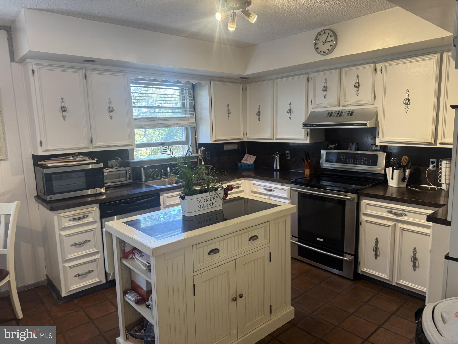 SHENANDOAH HEIGHTS - Residential