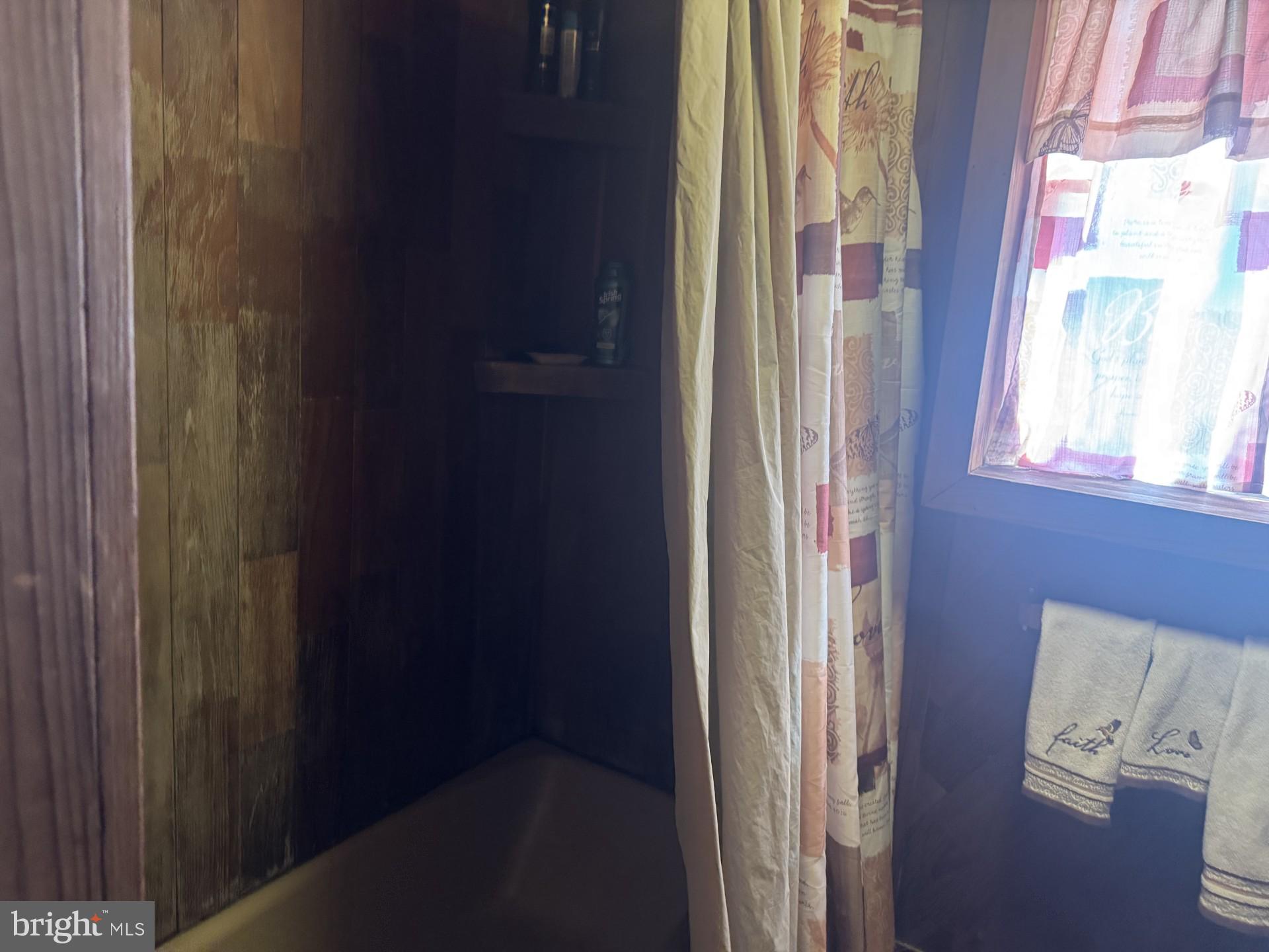 SHENANDOAH HEIGHTS - Residential