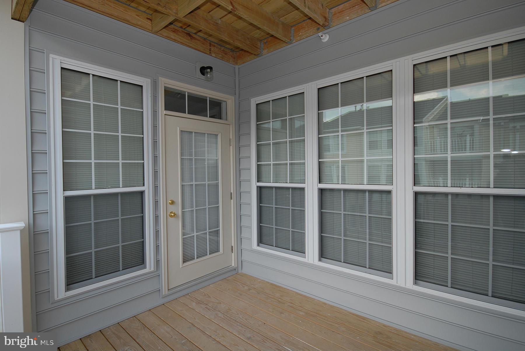 GUNSTON CORNER - Residential