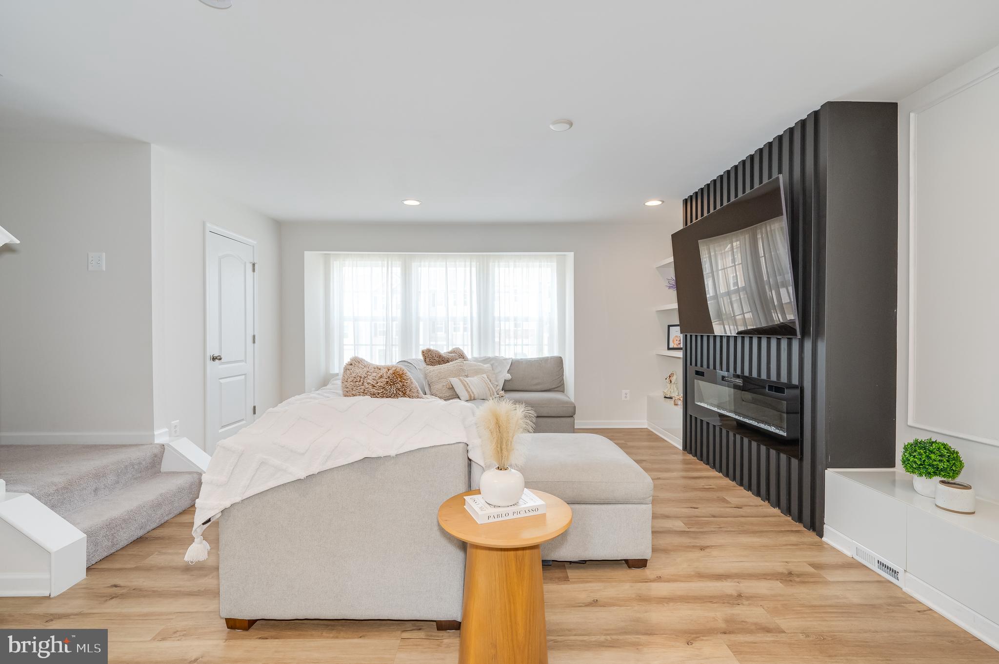 TOWNES AT TATE MANOR - Residential Lease