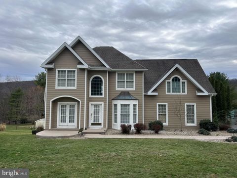 6 JACKSON ROAD POTTSVILLE PA 17901