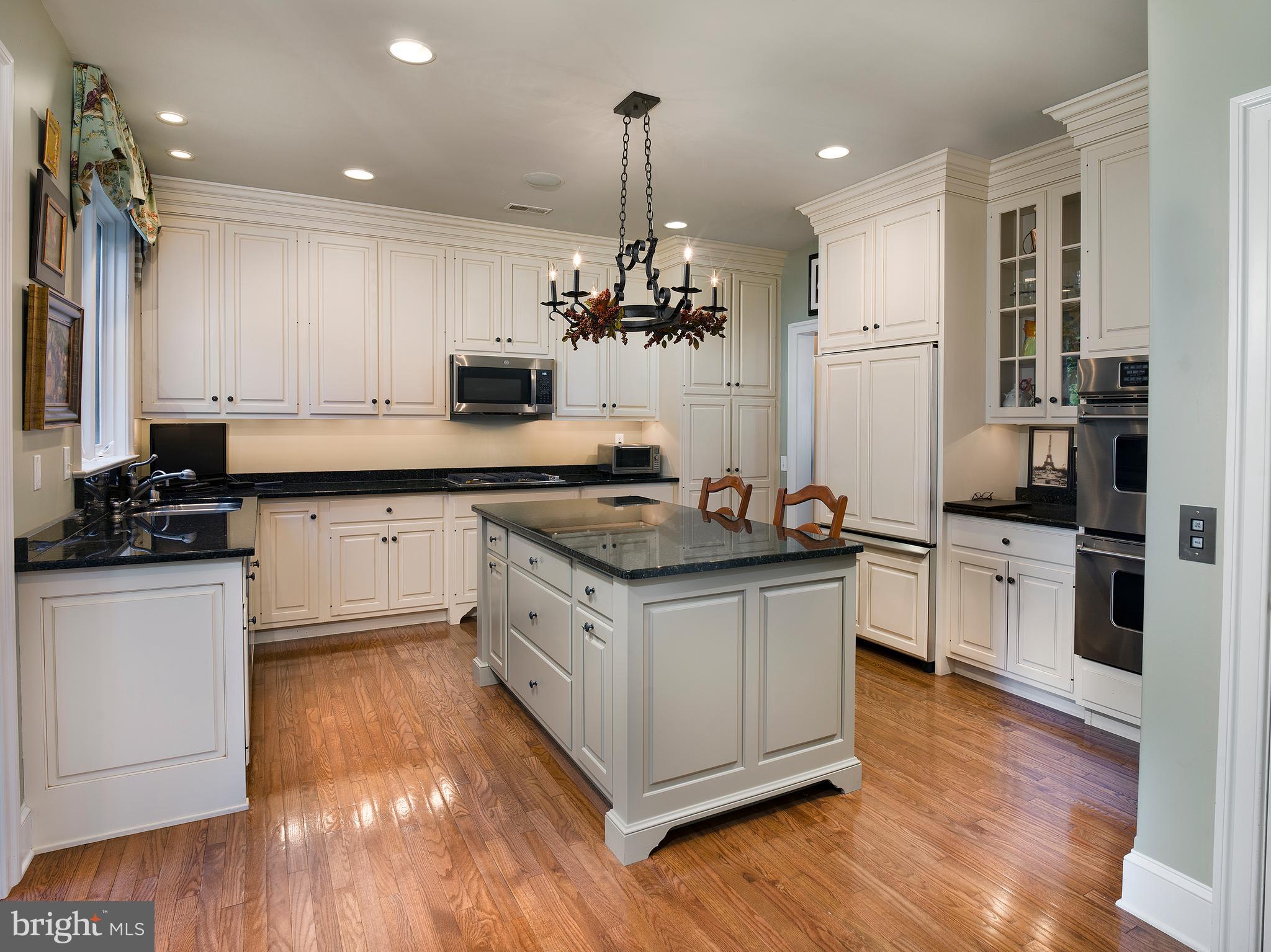APPLEBROOK - Residential