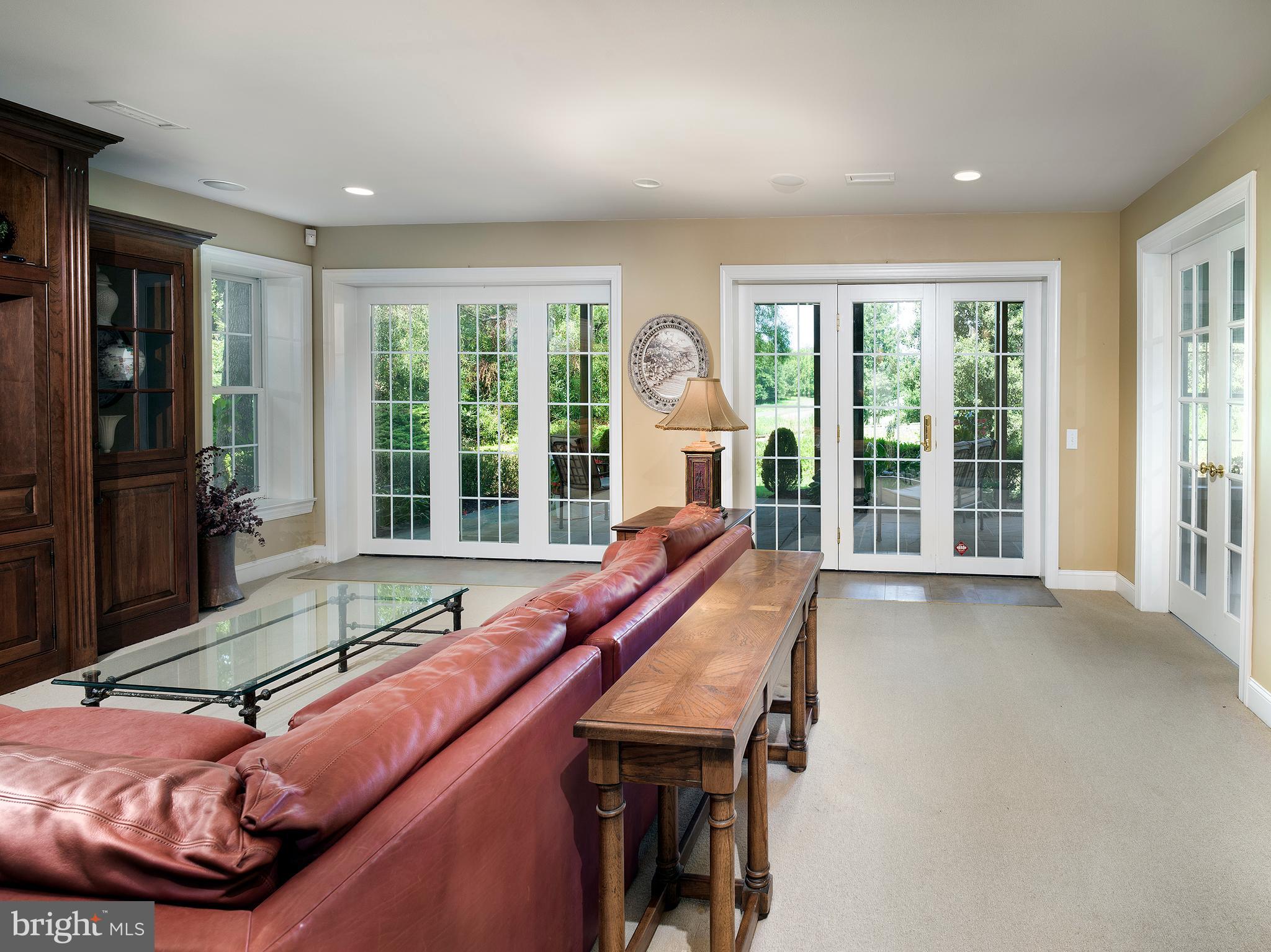 APPLEBROOK - Residential