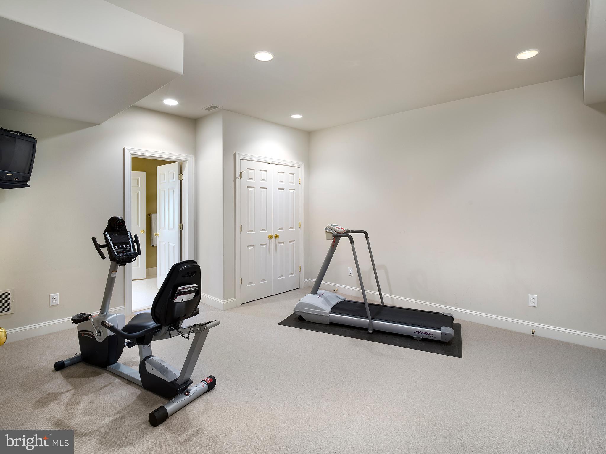APPLEBROOK - Residential