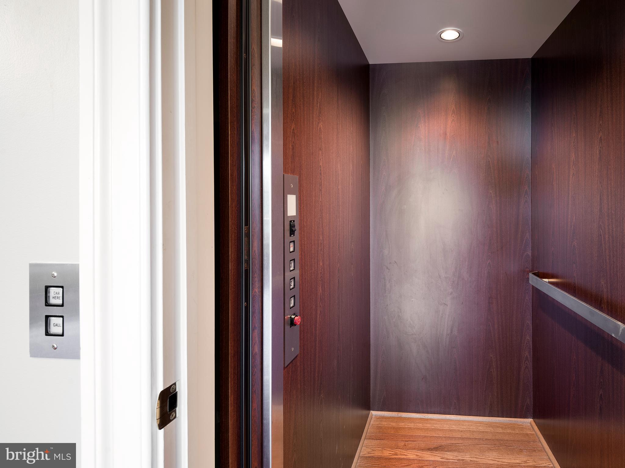 APPLEBROOK - Residential