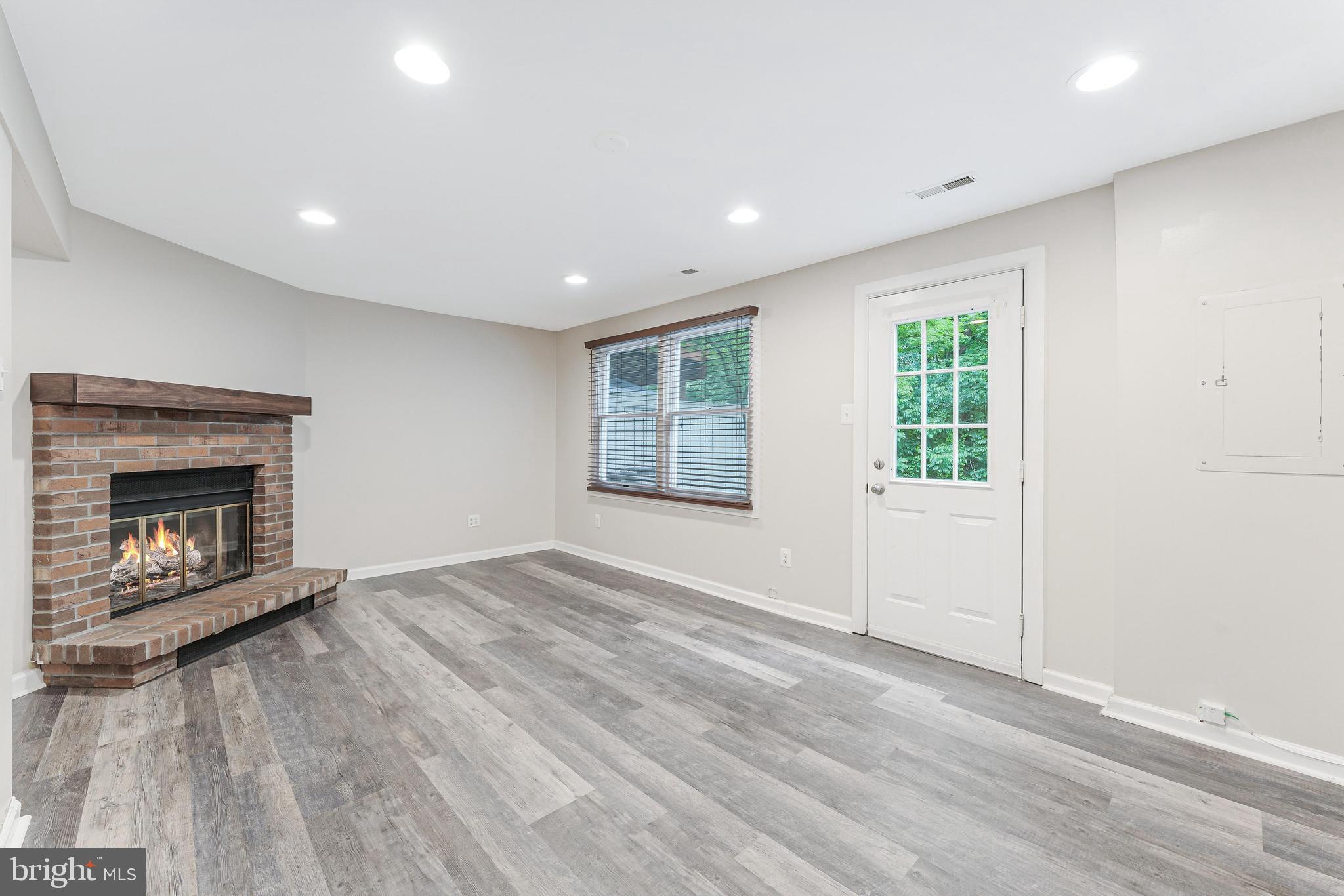 BIRCHFIELD WOODS - Residential Lease