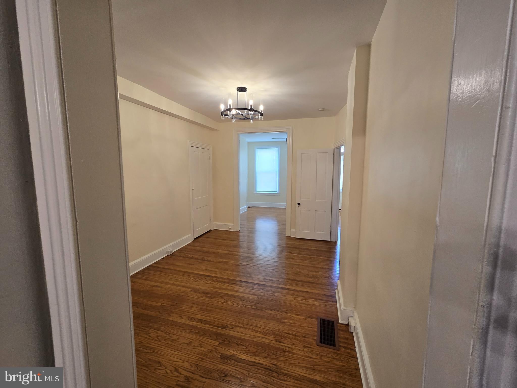 1317 N WALNUT STREET