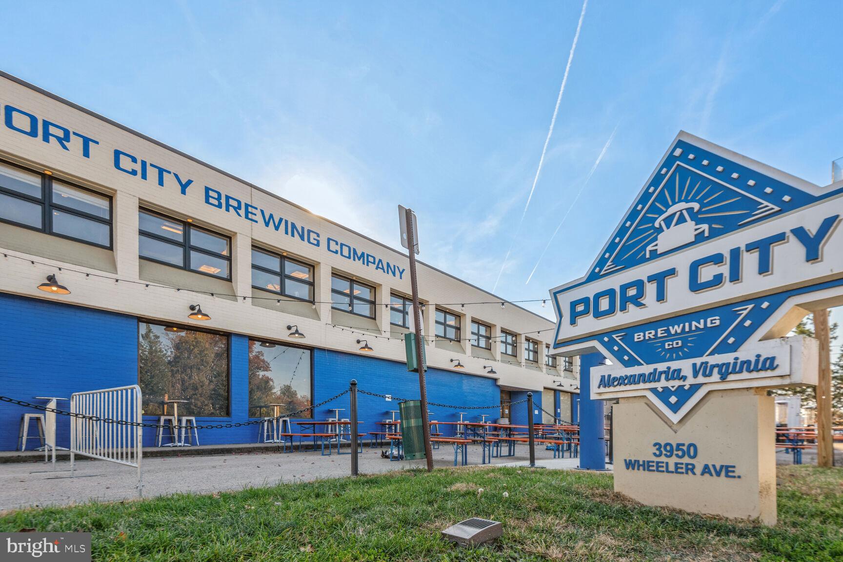 CAMERON KNOLLS - Residential