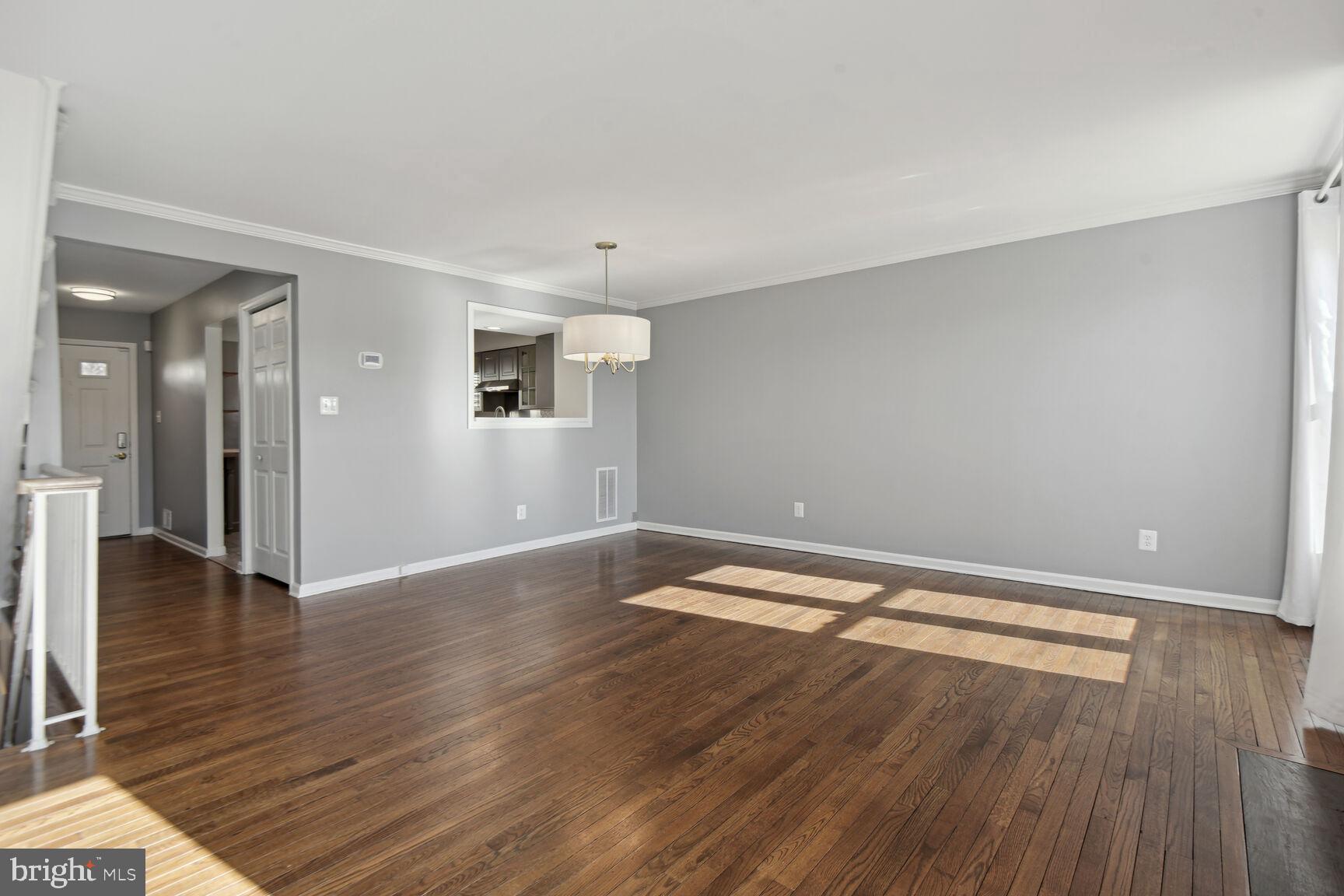 CAMERON KNOLLS - Residential