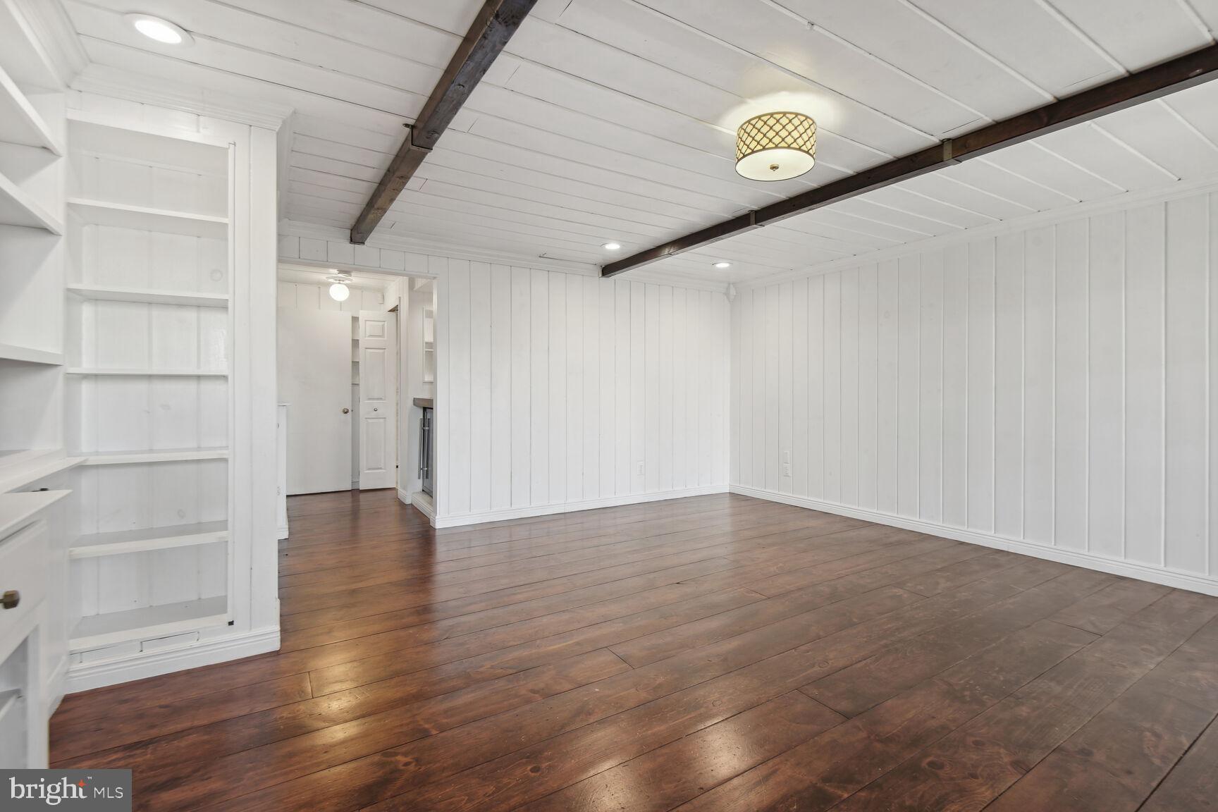 CAMERON KNOLLS - Residential