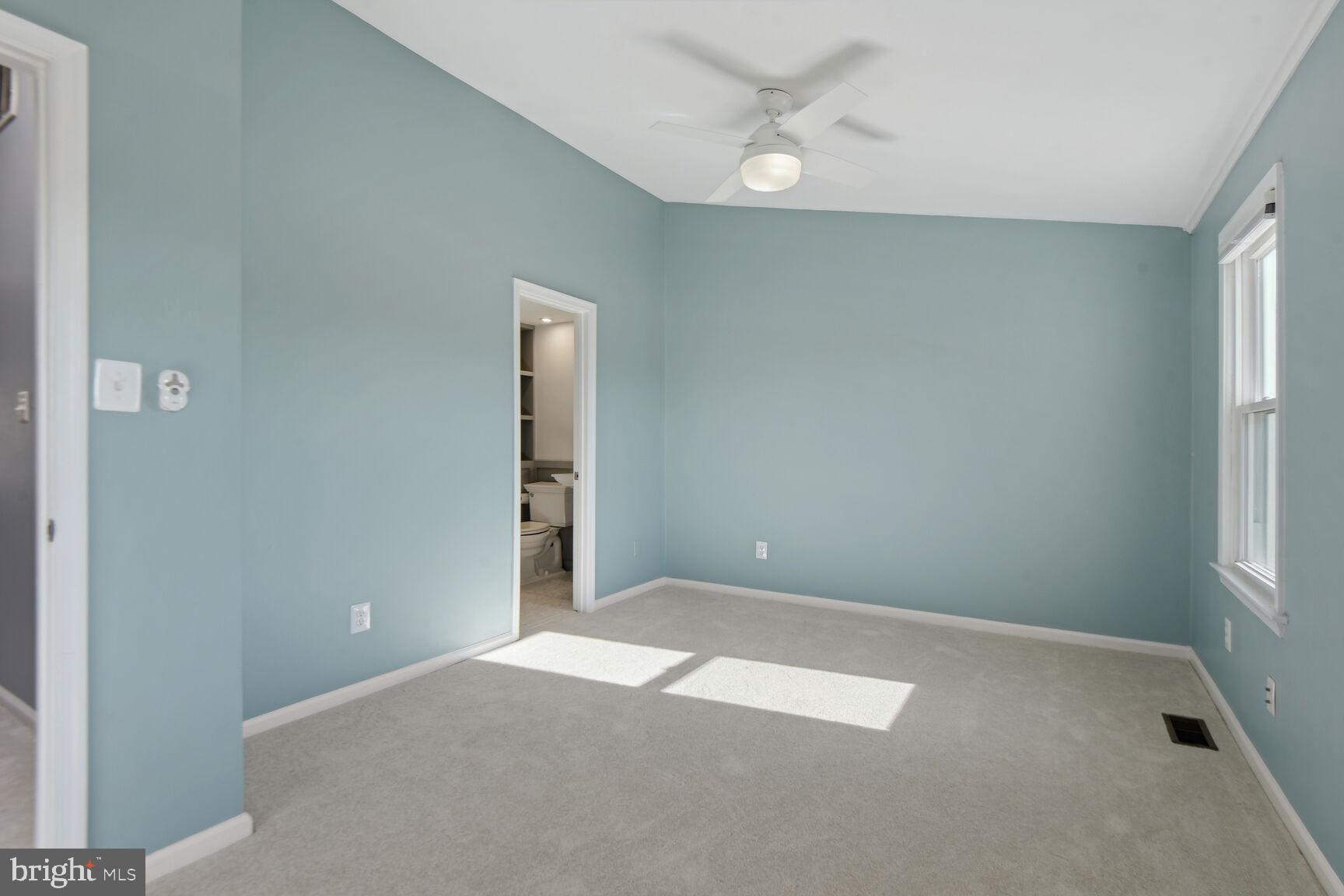 CAMERON KNOLLS - Residential