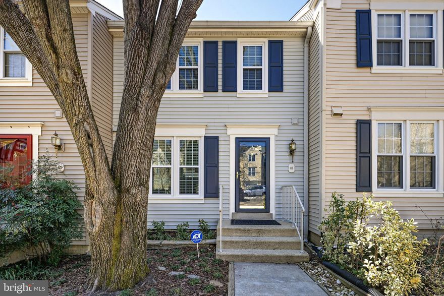 **SELLER ACCEPTED AN OFFER - OPEN HOUSE CANCELLED**
Step into this sun-filled Alexandria townhome with over 1,800 square feet of finished living
space and tasteful upgrades throughout. Large south facing windows bathe the main level in
light, showing off the beautiful hardwood floors and further enhancing the spacious feel of
the open concept living area. Moving upstairs, the light continues to welcome you through a
skylight in the landing area. This level features two suites with vaulted ceilings, renovated
bathrooms, and brand new carpet. Thoughtful built in storage can be found in the bedroom
closets as well as throughout the home. This home was built for entertaining, with an
expansive deck off the living room and cozy fireplaces on both the main and lower level.
Furthermore, the lower level boasts a large built in entertainment unit, a minibar with a wine
fridge, and walkout level to covered terrace. Don’t miss out on this prime location, right
around the corner from Port City Brewing and just down the road from Old Town
Alexandria.