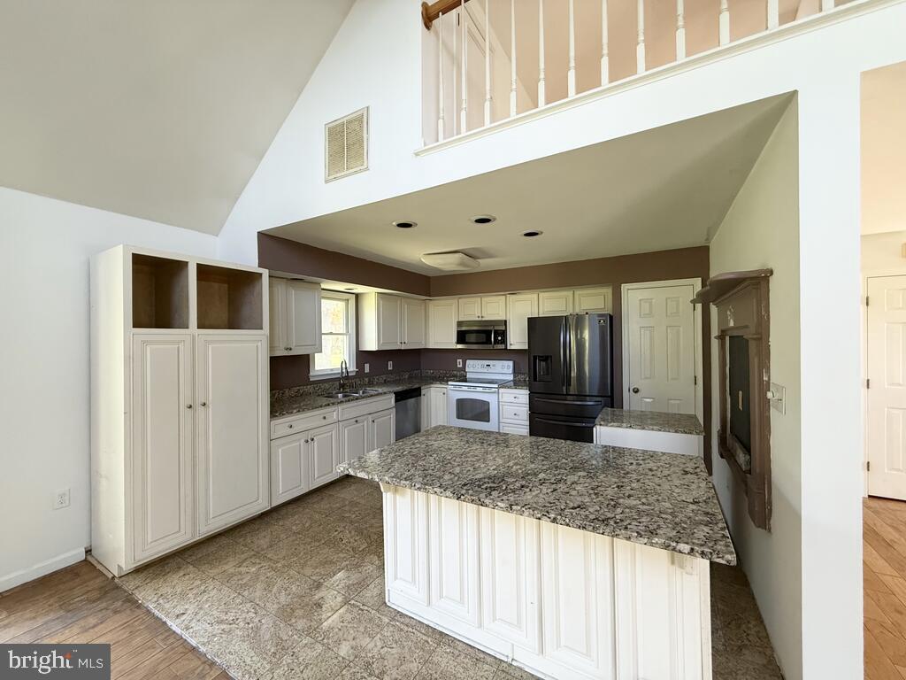 316 SUNSET DRIVE