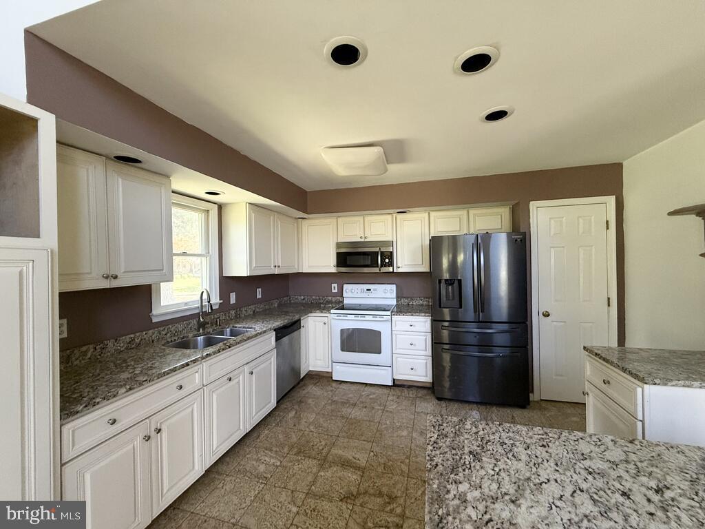 316 SUNSET DRIVE