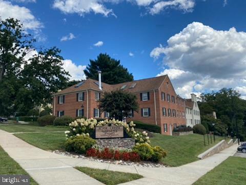 ROCK CREEK GARDENS - Residential Lease