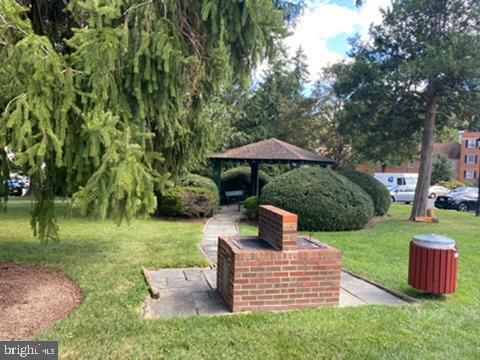 ROCK CREEK GARDENS - Residential Lease