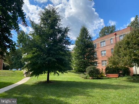 ROCK CREEK GARDENS - Residential Lease