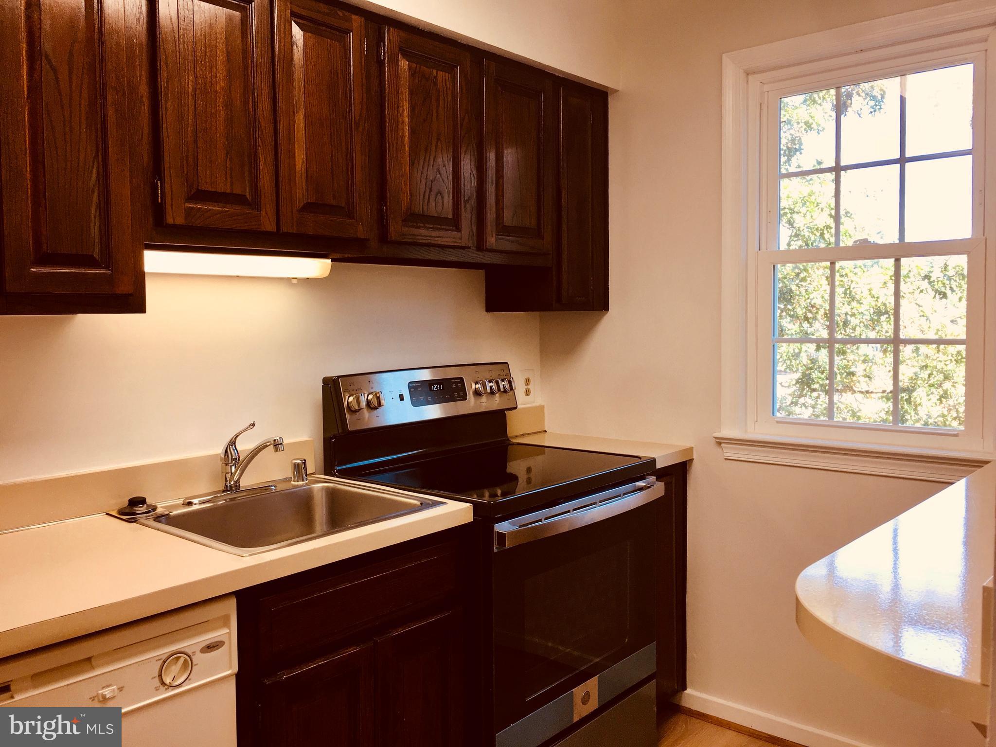 ROCK CREEK GARDENS - Residential Lease