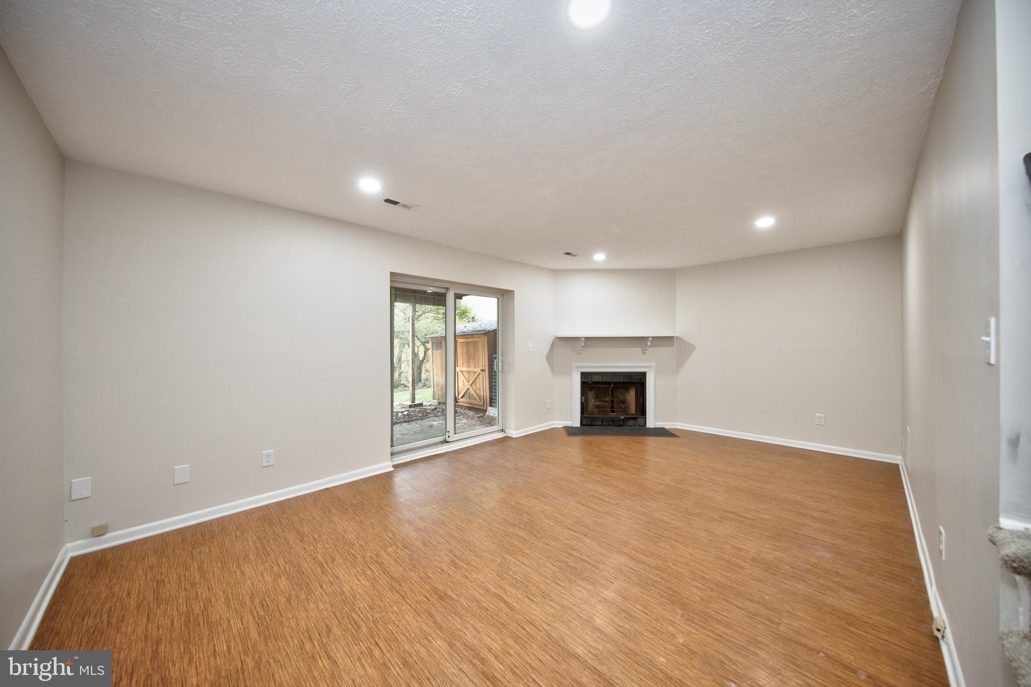 MAYS CHAPEL - Residential