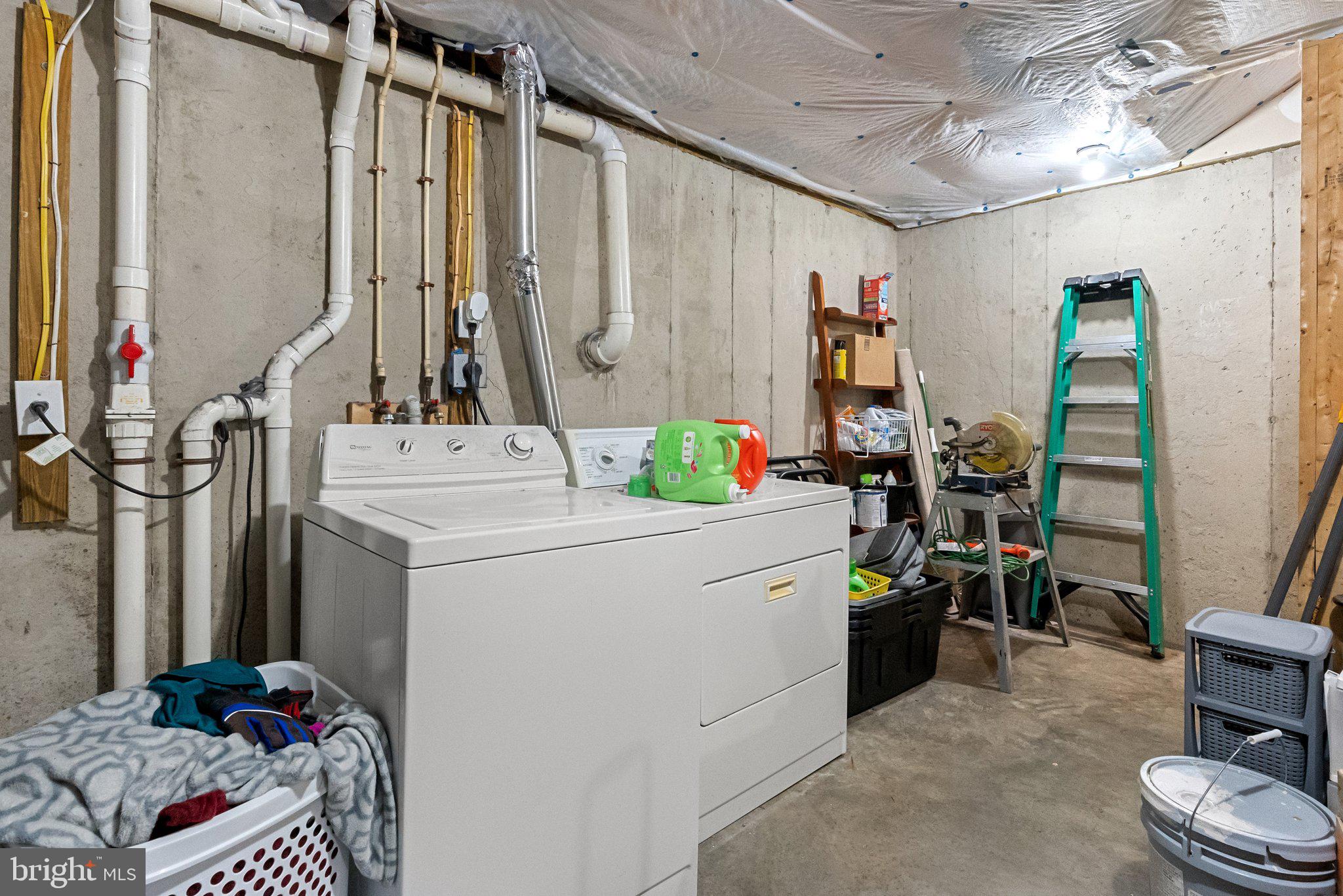 HAMMONDS MILL - Residential