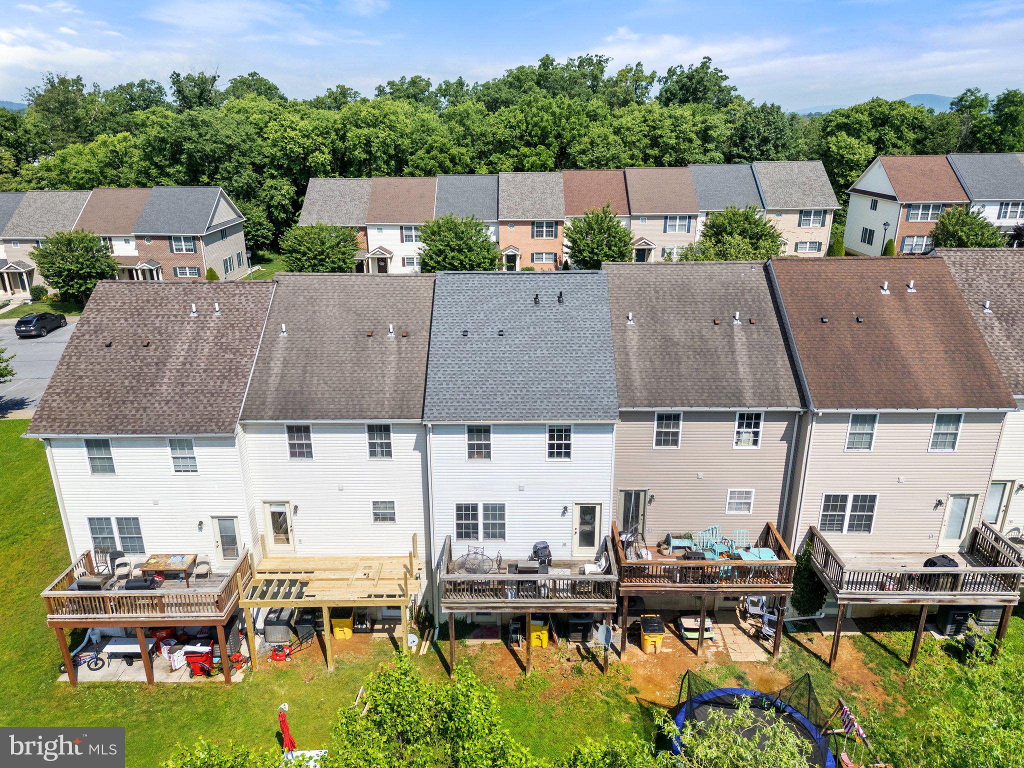 HAMMONDS MILL - Residential