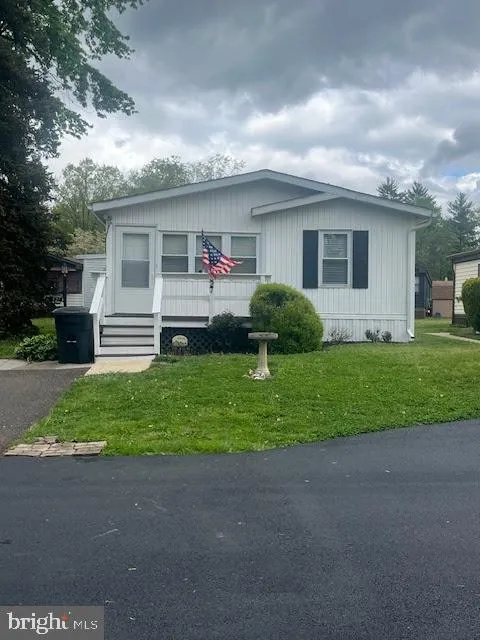 527 Ramblewood Lane, North Wales, PA 19454 - MLS#: PAMC2177908